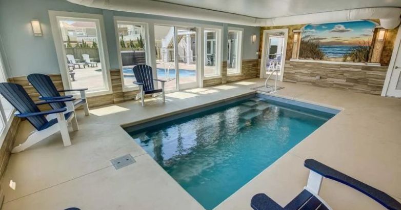 How to choose a home builder which can create a newly built house by RBC Homes for their client with luxury indoor swimming pool